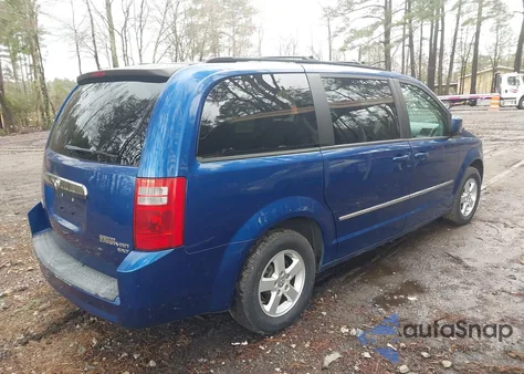 2010 Dodge Grand Caravan Sxt z USA, uszkodzony, nr VIN 2D4RN5D10AR444448